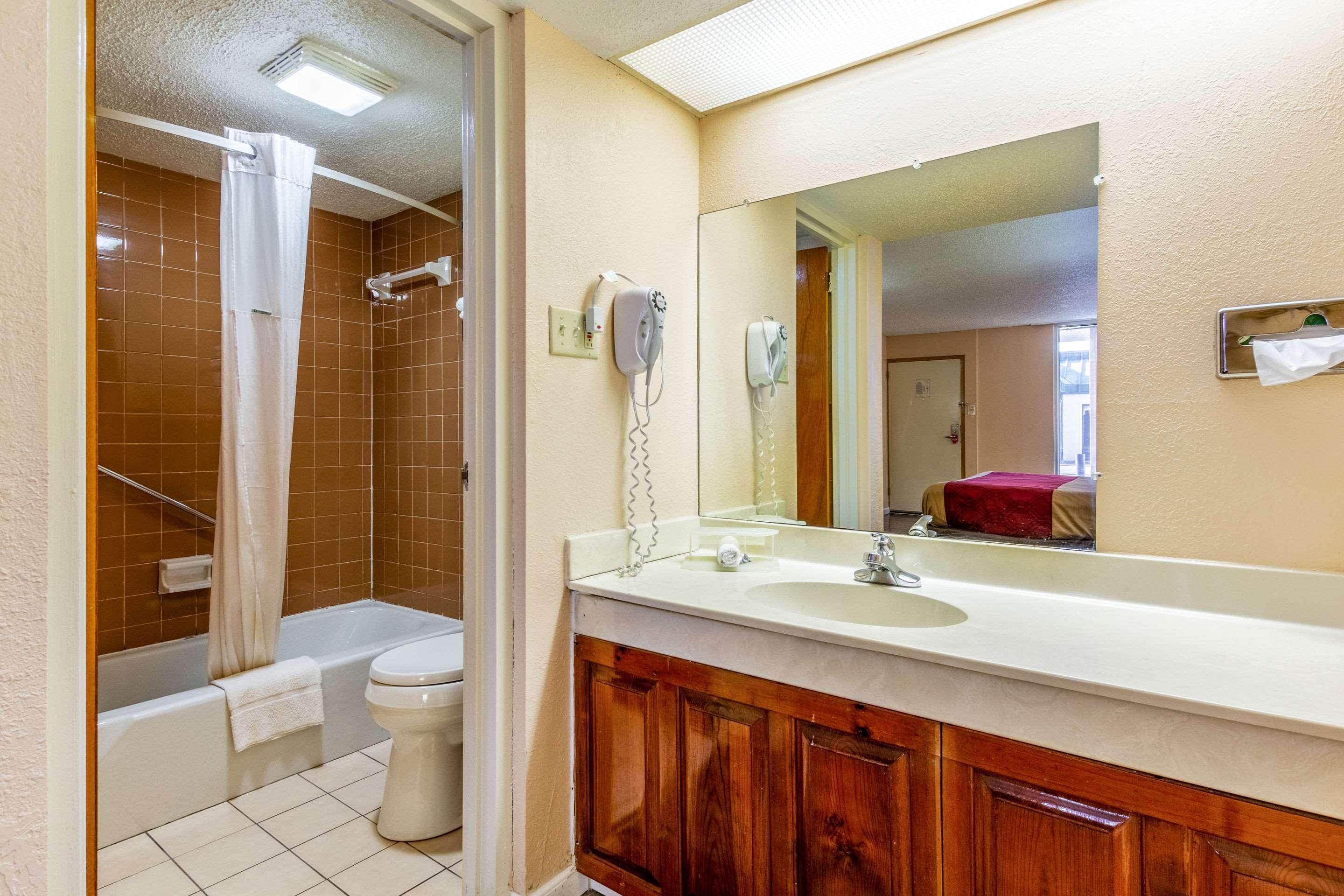 Econo Lodge Rocky Top Eksteriør bilde